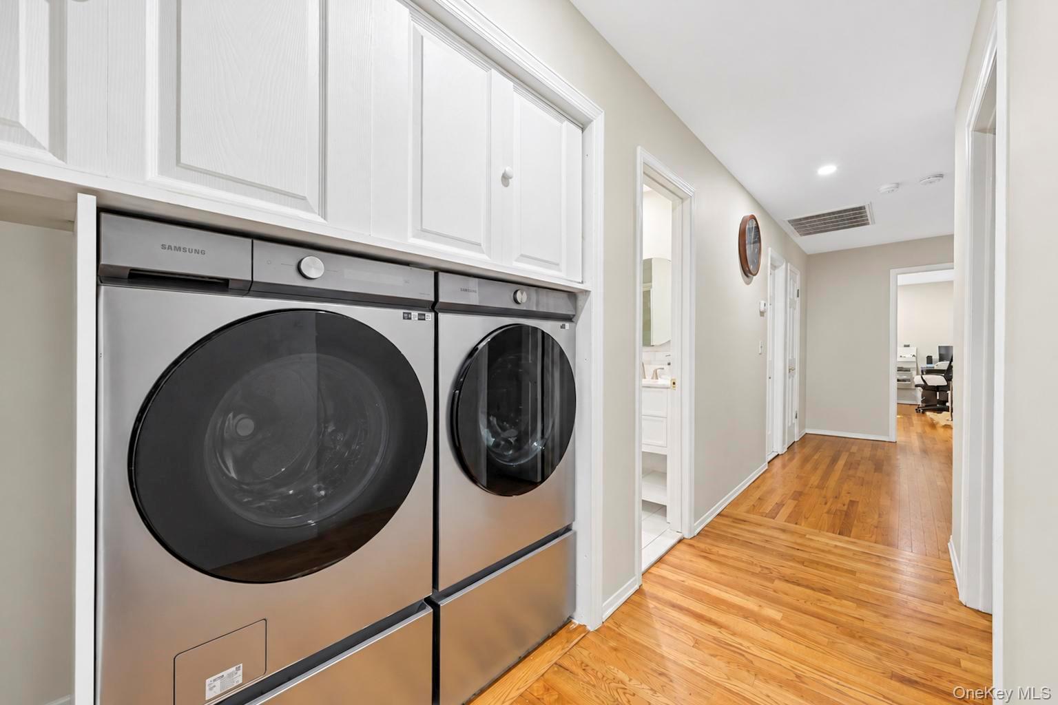 271 Syosset Woodbury Road — photo 48