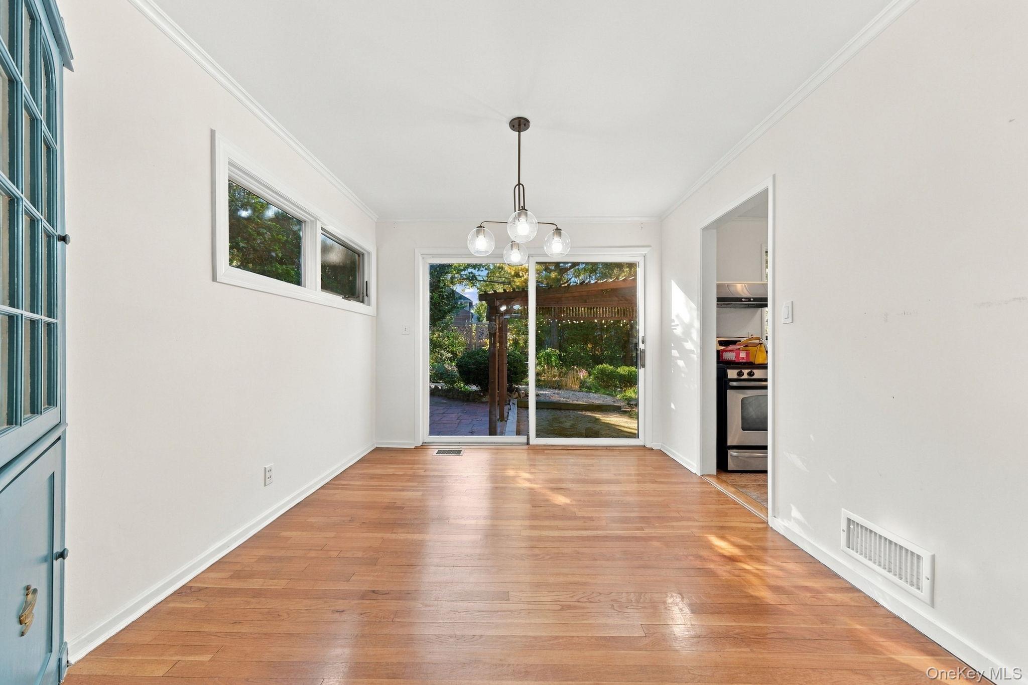 21 Revere Road — photo 6
