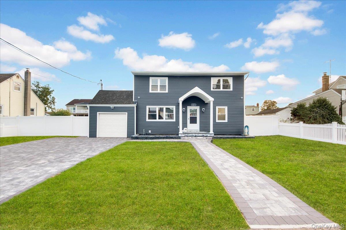 427 36th Street, Lindenhurst