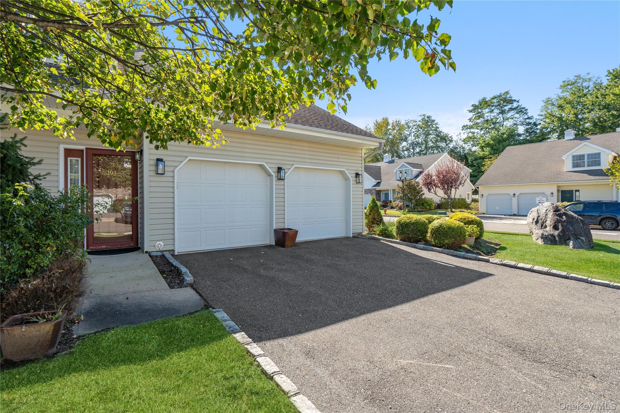 193 Pond View Drive, Port Washington