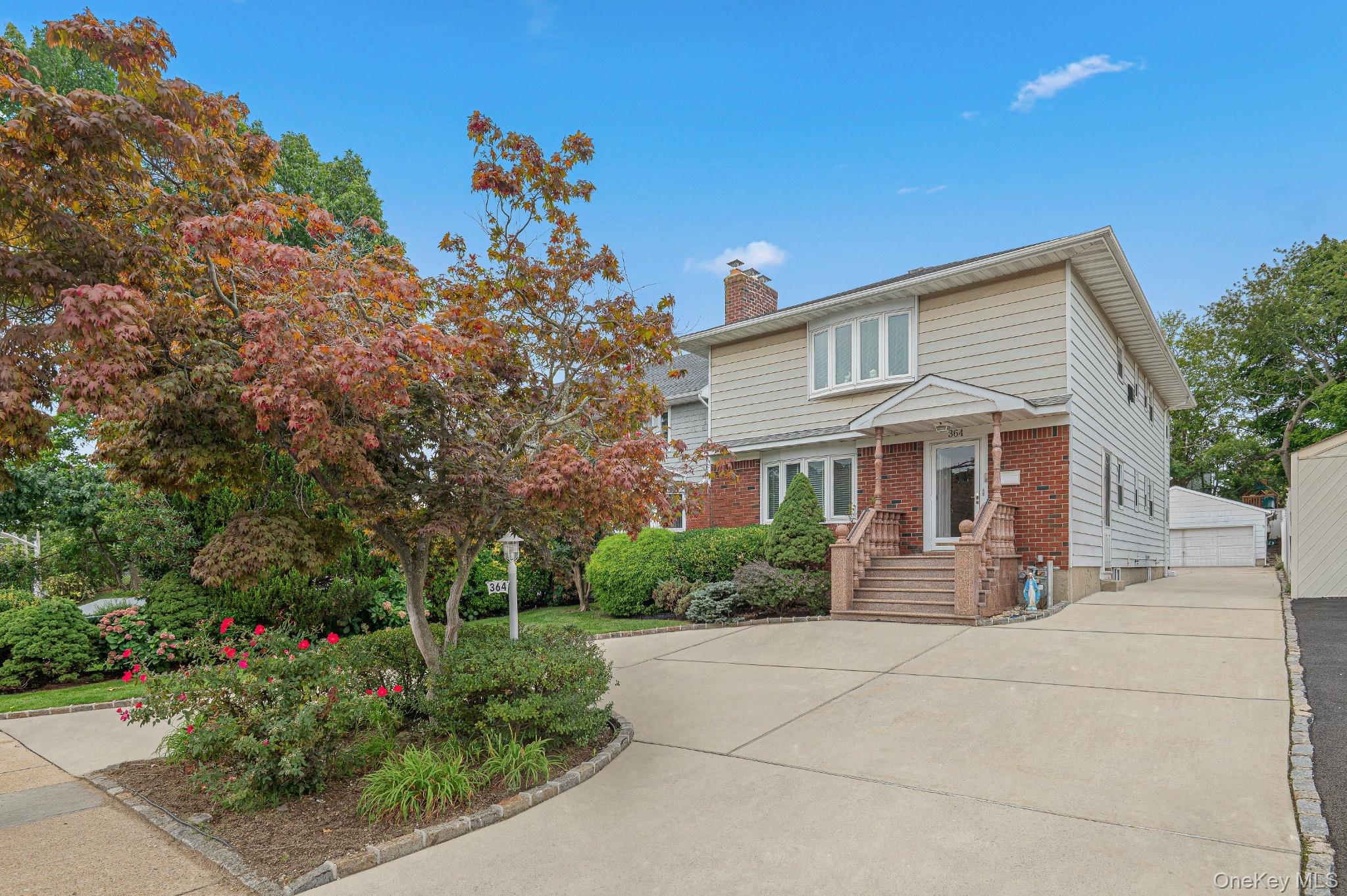 364 Nassau Boulevard, West Hempstead