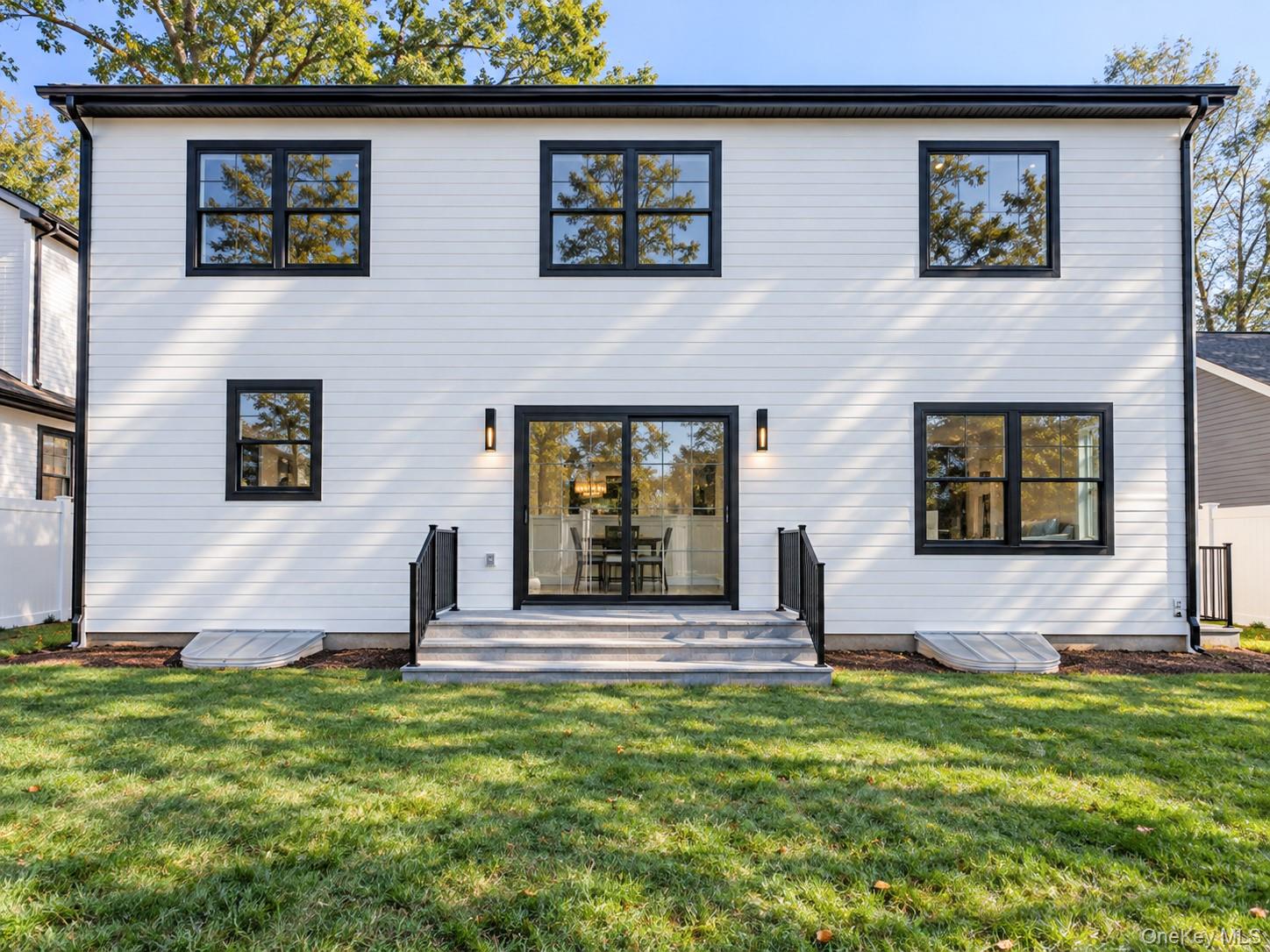 152 Kinsella Avenue — photo 16