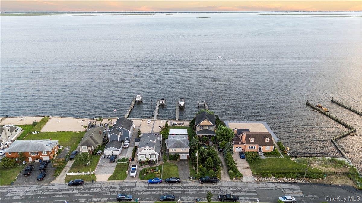 73 Beach Prom — photo 29