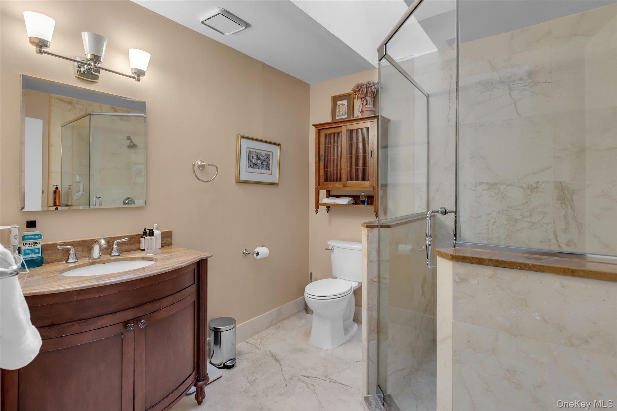 81 Lisa Drive — photo 16