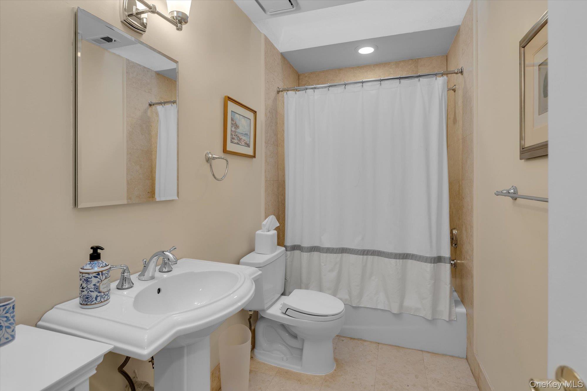 81 Lisa Drive — photo 20