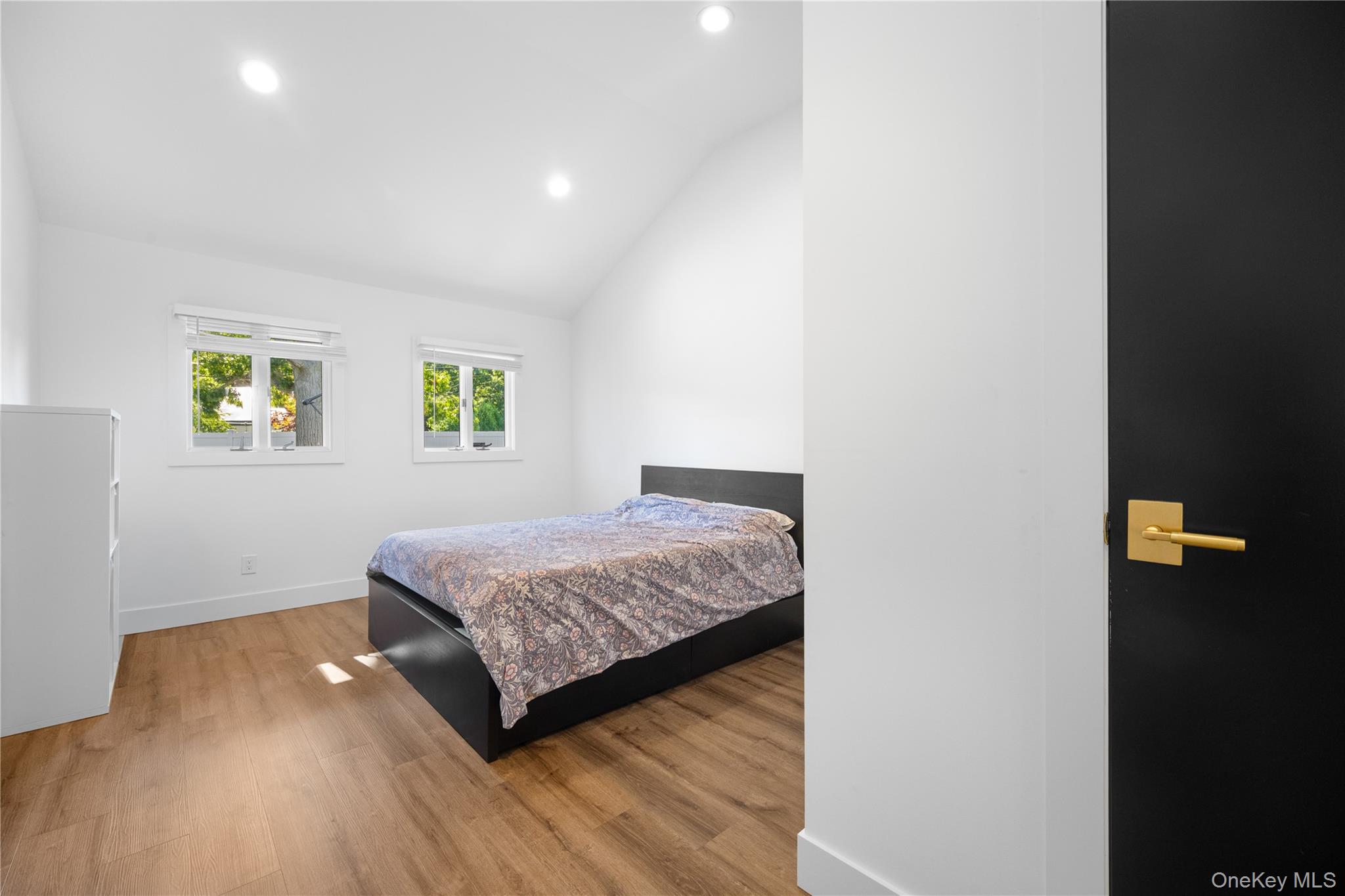7 Tyrconnell Avenue — photo 10