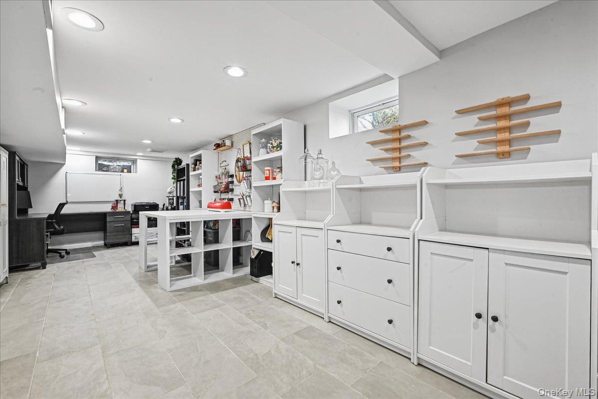 76 Powell Place — photo 23