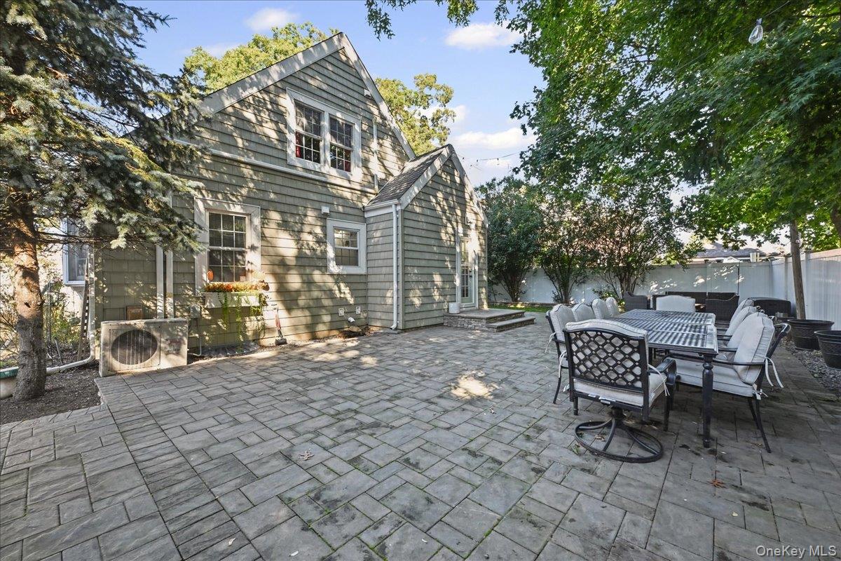 76 Powell Place — photo 27