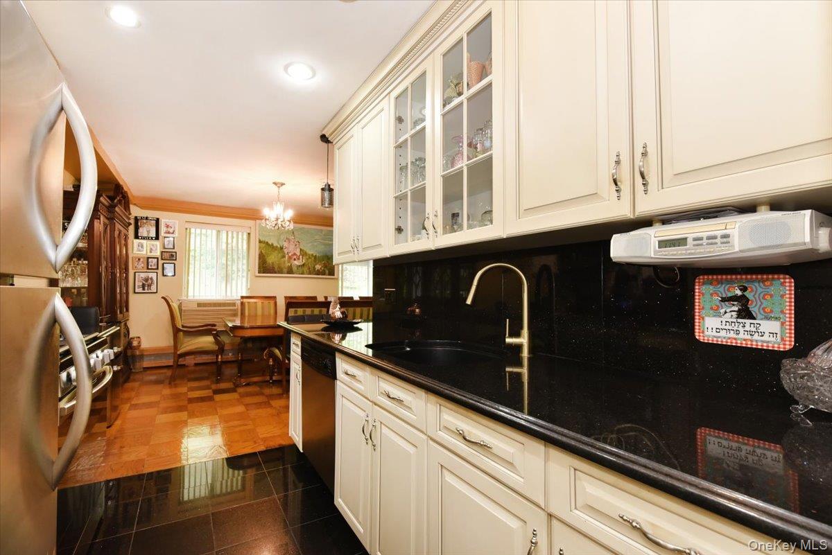 320 East Shore Road #15A — photo 12