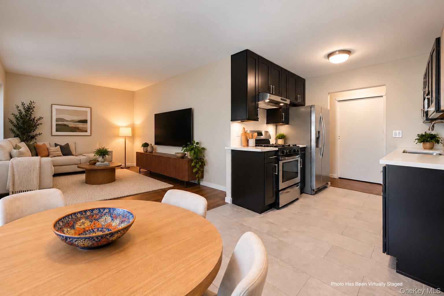 10 Ivy Street #5A — photo 11