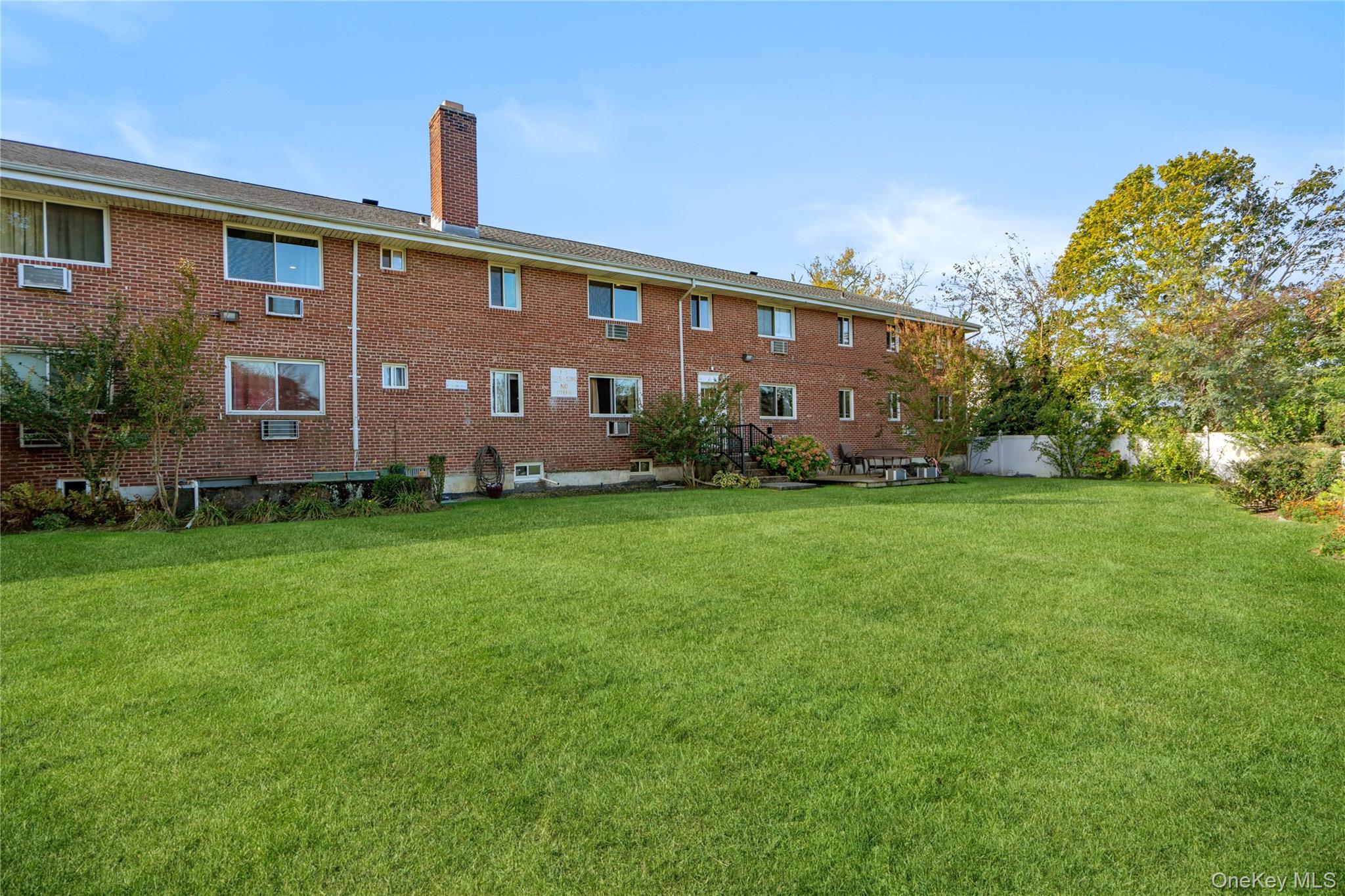 200 Merrick Road #X — photo 32