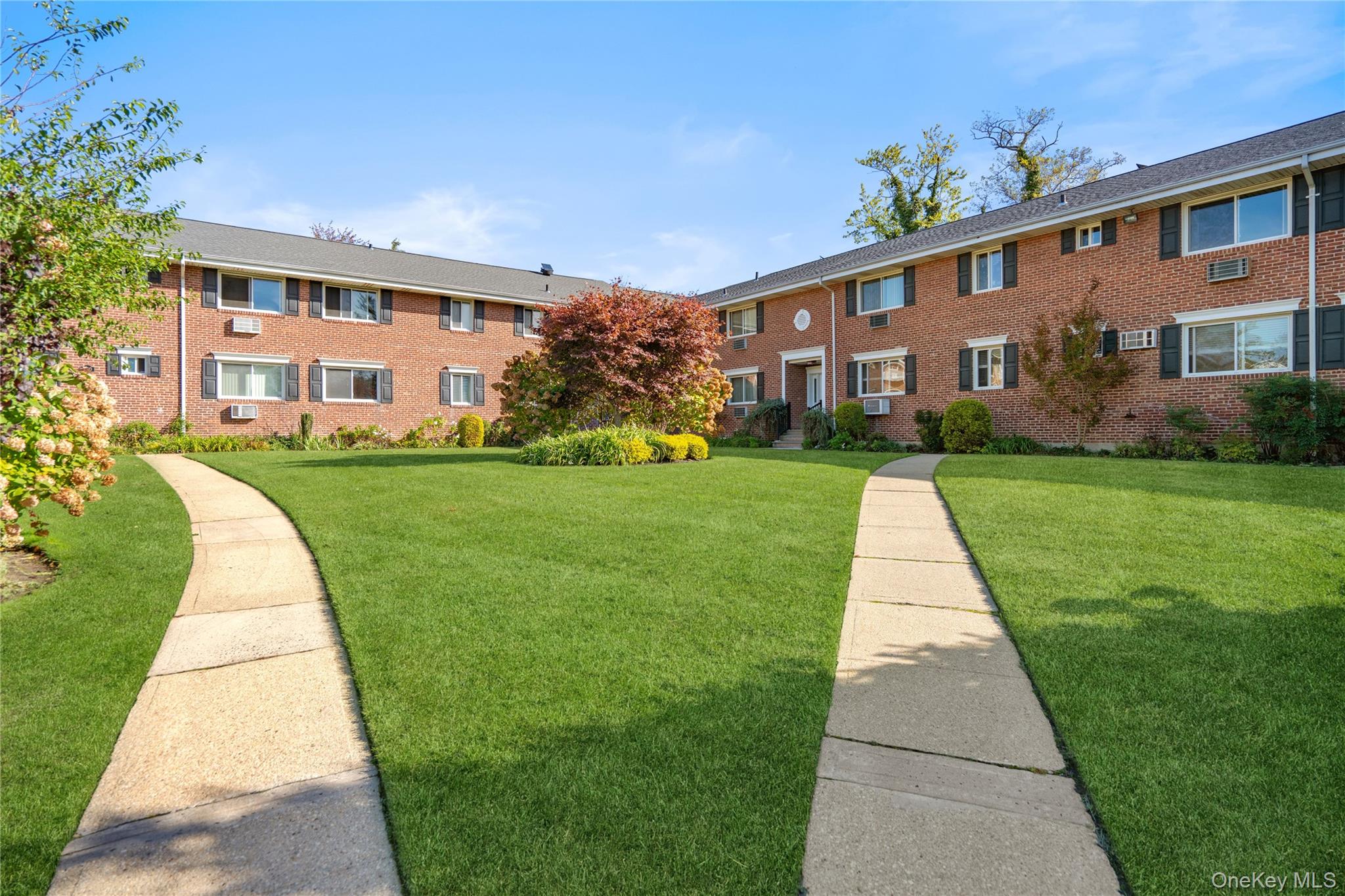 200 Merrick Road #X — photo 6