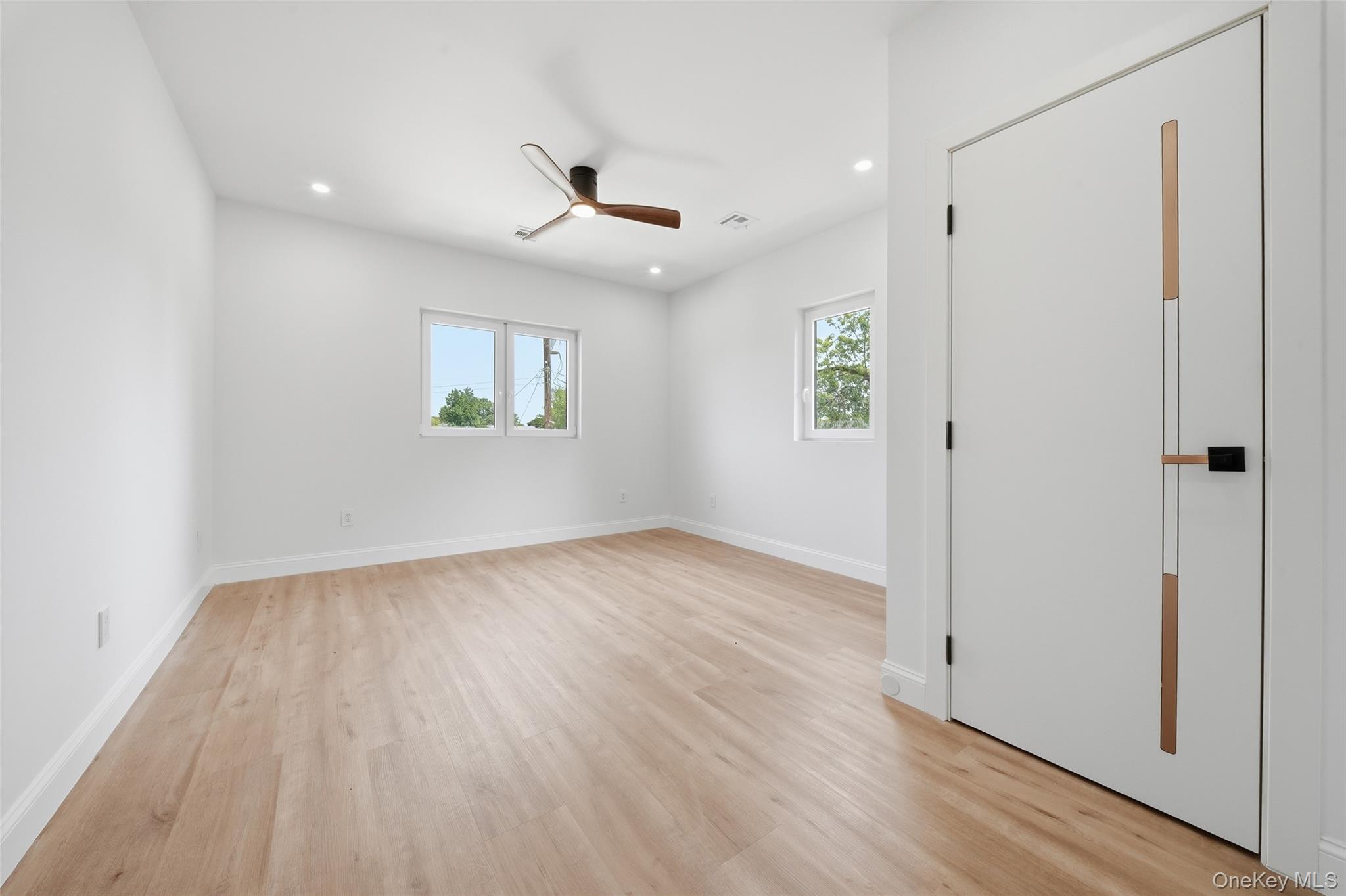 24 Surrey Lane — photo 11