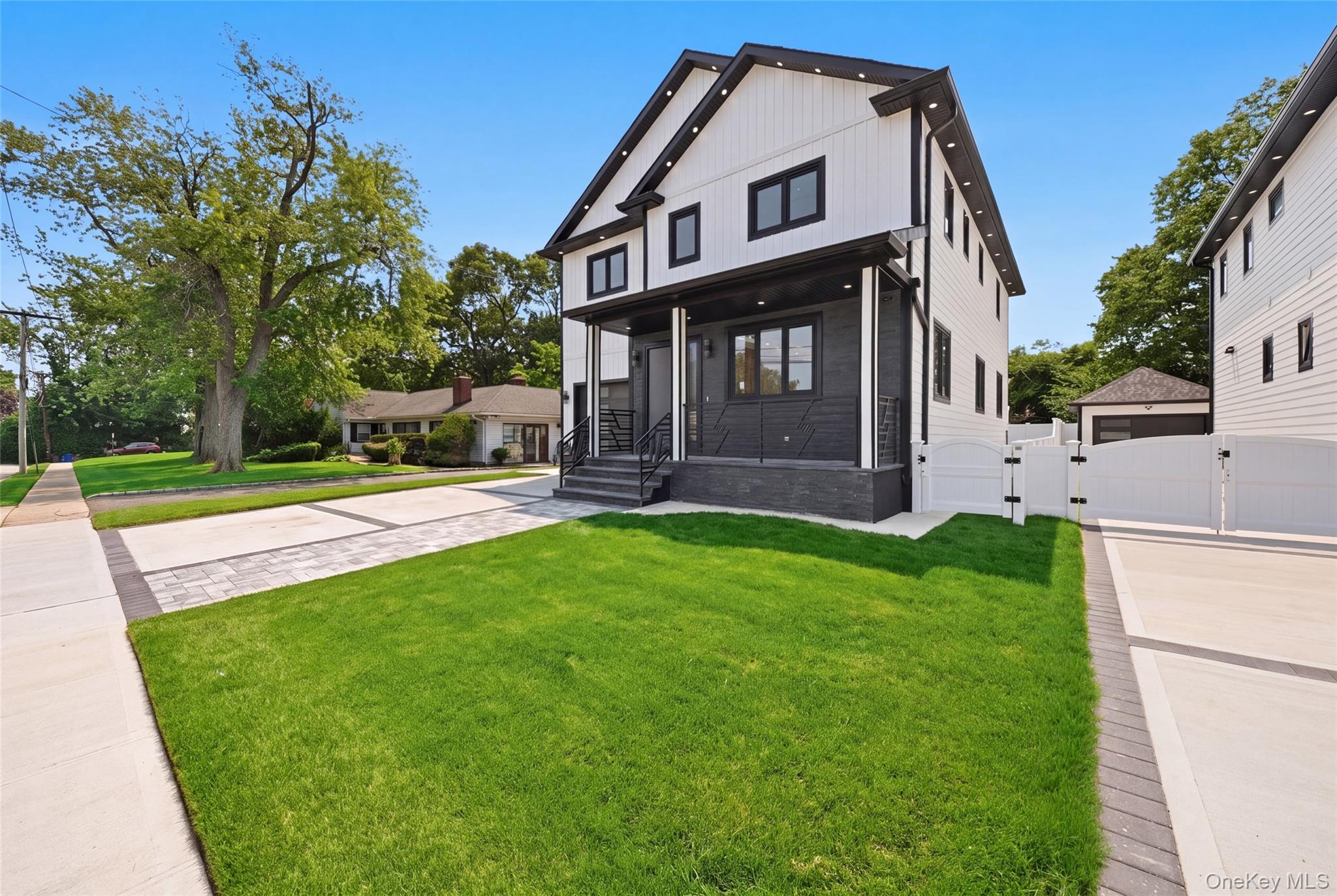 24 Surrey Lane — photo 3
