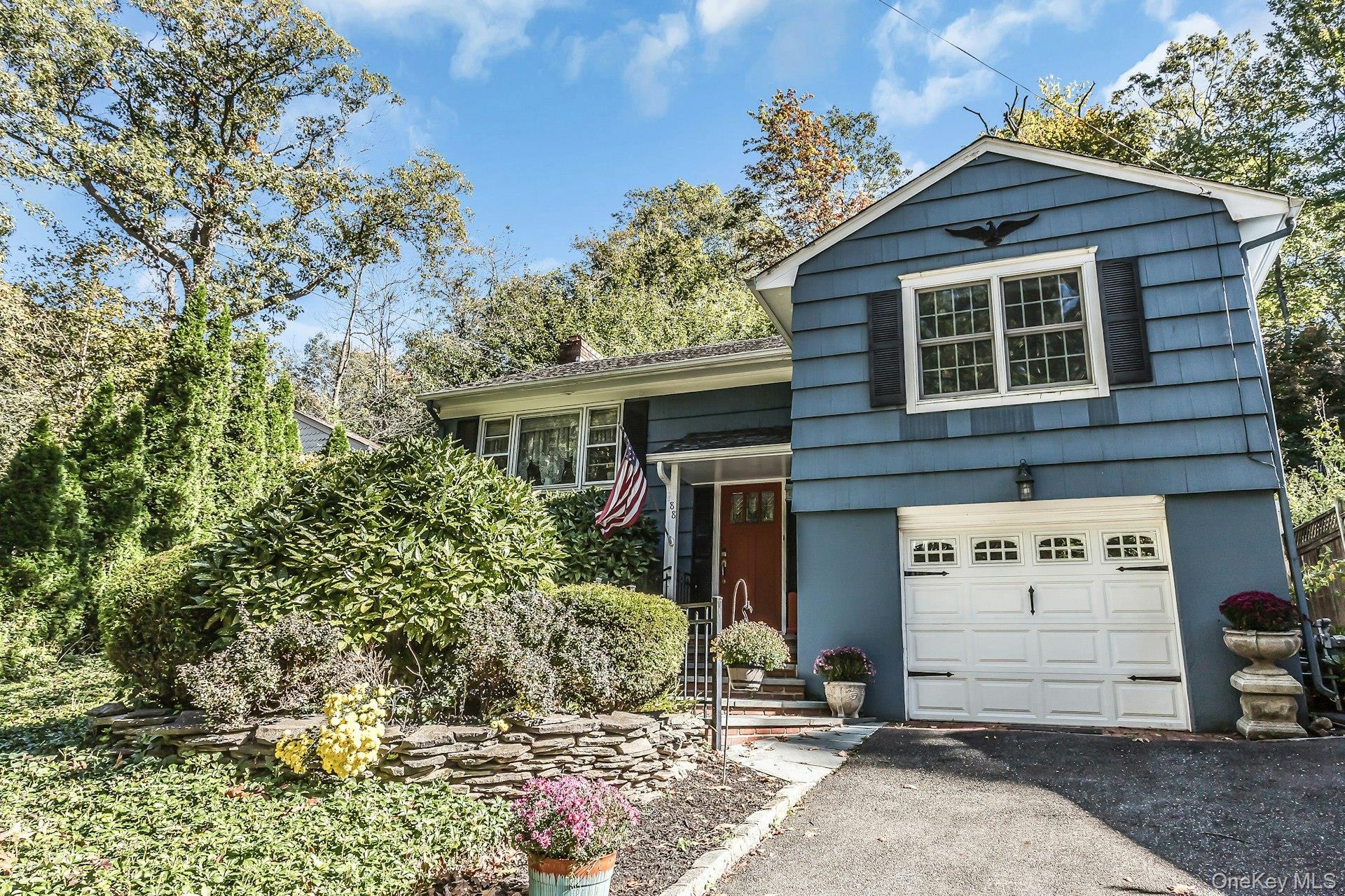 88 Ocean Avenue, Northport