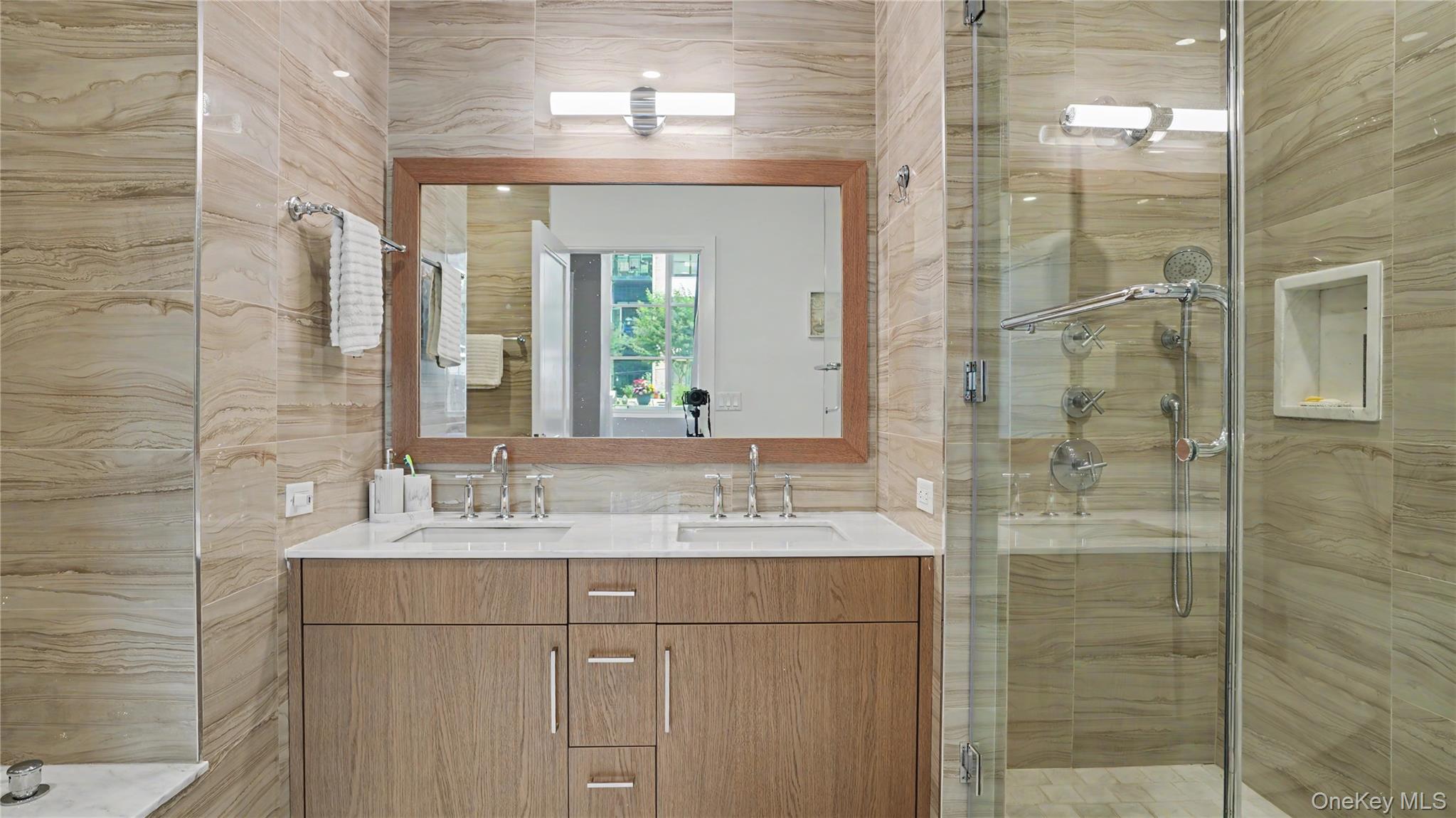 100 Garvies Point Road #1005 — photo 15